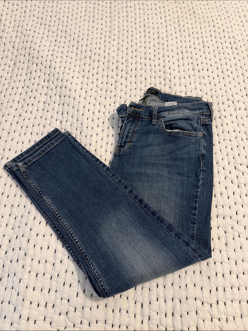 Banana Republic Skinny Jeans in Medium Blue Wash
